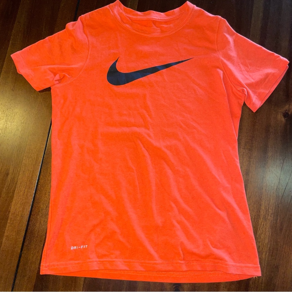 Nike Kids! Bright Orange Tee Shirt! Size Medium! Unisex T Shirt!